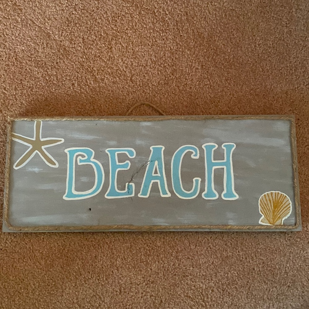 Beach house bathroom wall hanging